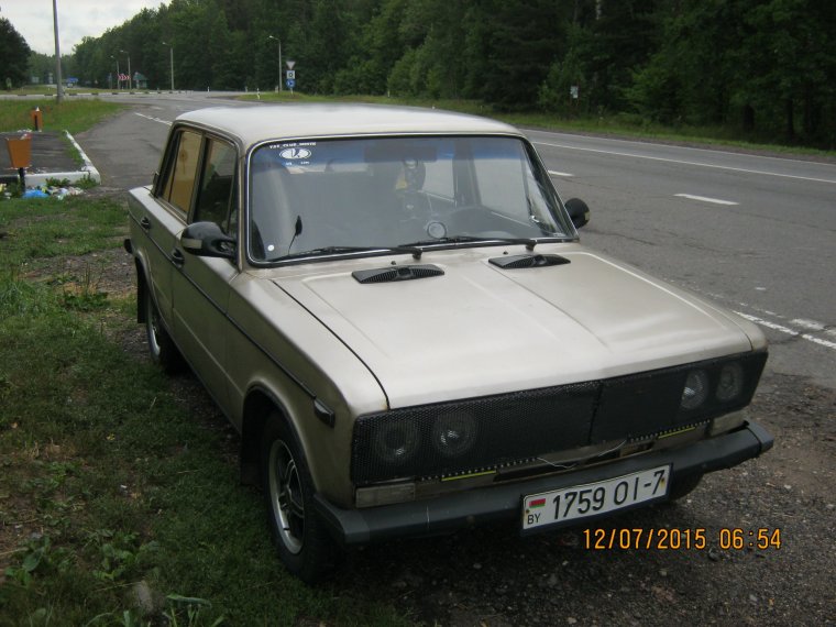 ВАЗ 2115 золотистая