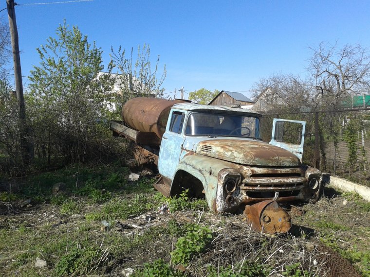 Заброшенный ЗИЛ 130