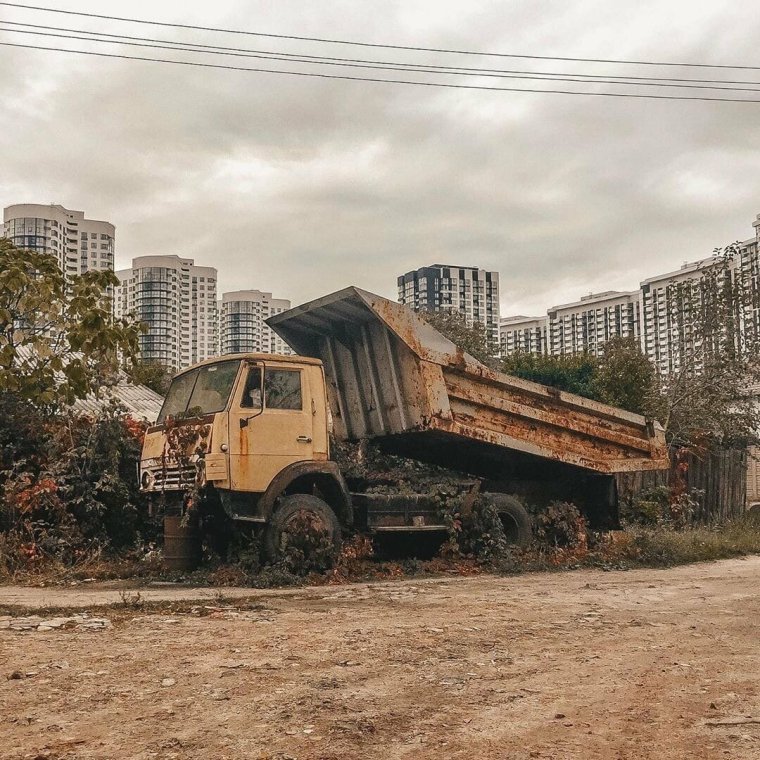 Заброшенный тягач