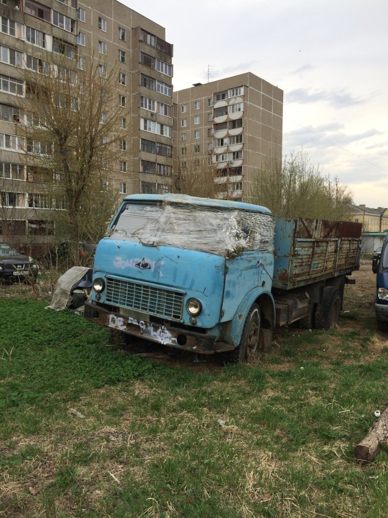 МАЗ 200 заброшенный МАЗ
