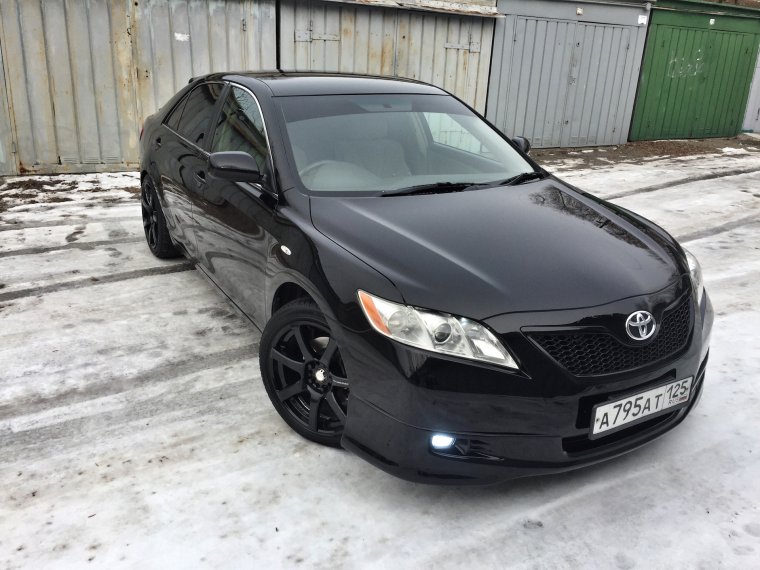 Тойота Камри 40 кузов черный