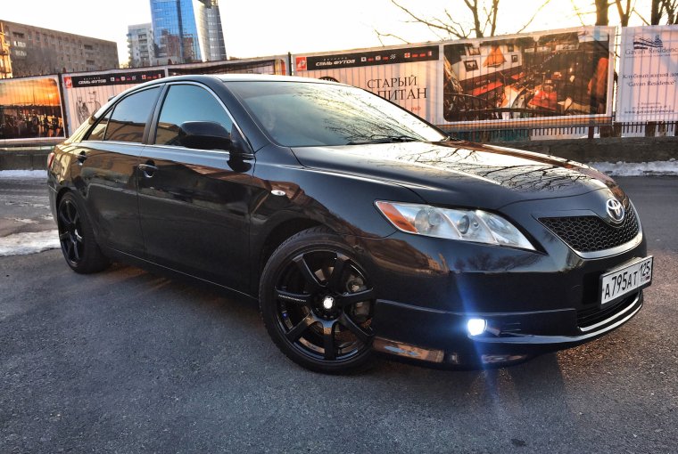 Camry v40 Black Edition