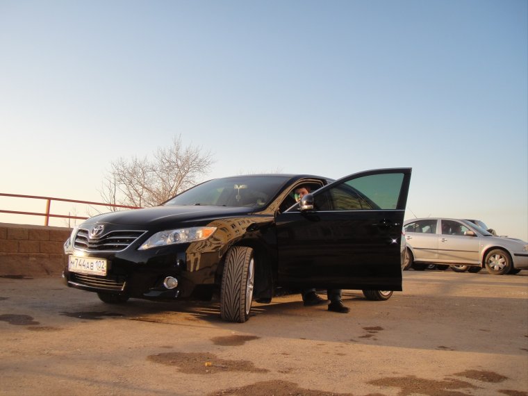 Тойота Камри 40 кузов черный