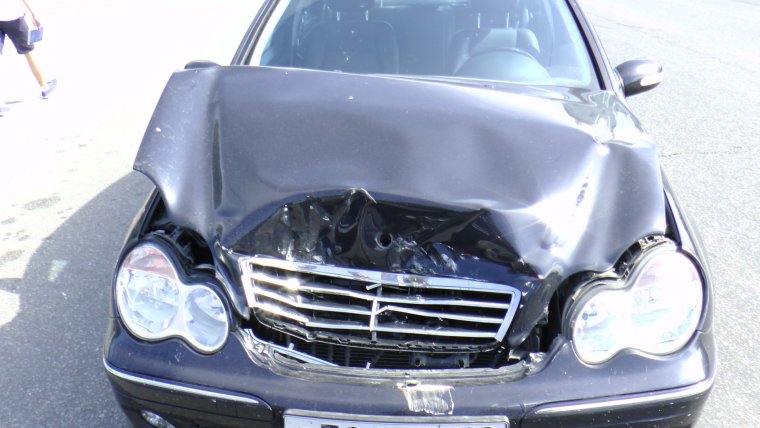 Мерседес w203 битый