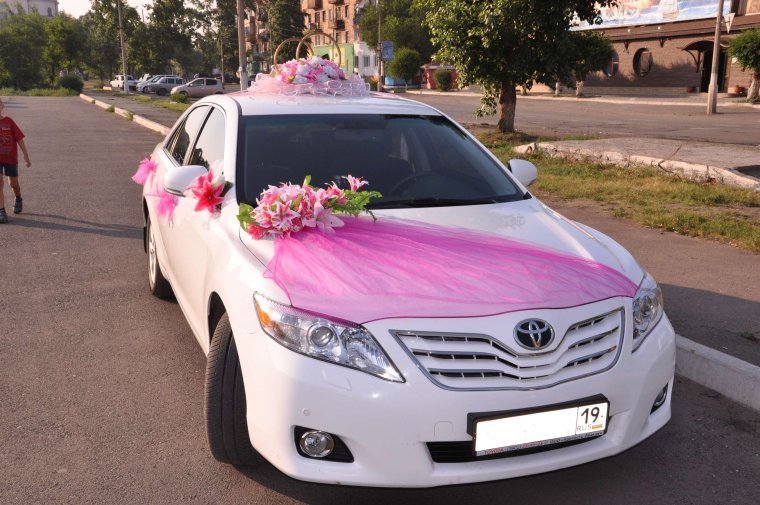 Украшение авто на свадьбу