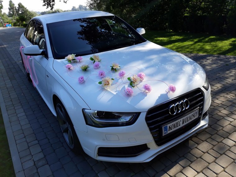 Украшения на машину