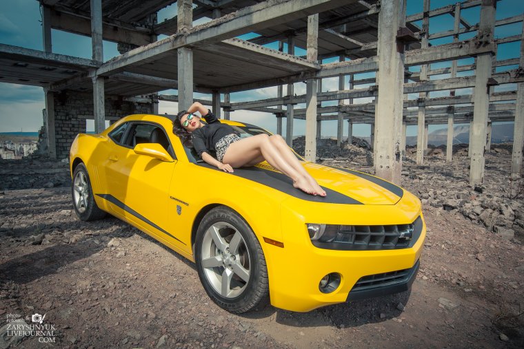 Молодежка Макеев и машина