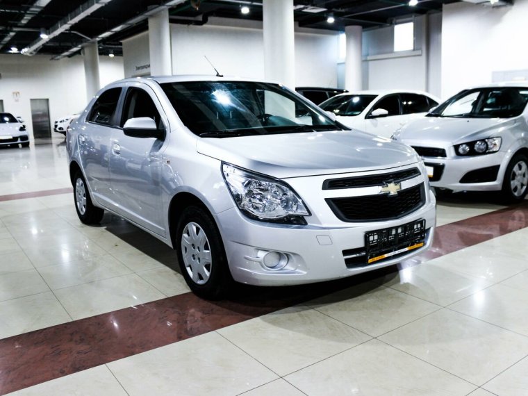 Chevrolet Cobalt rasmlari Uzbekistan 75