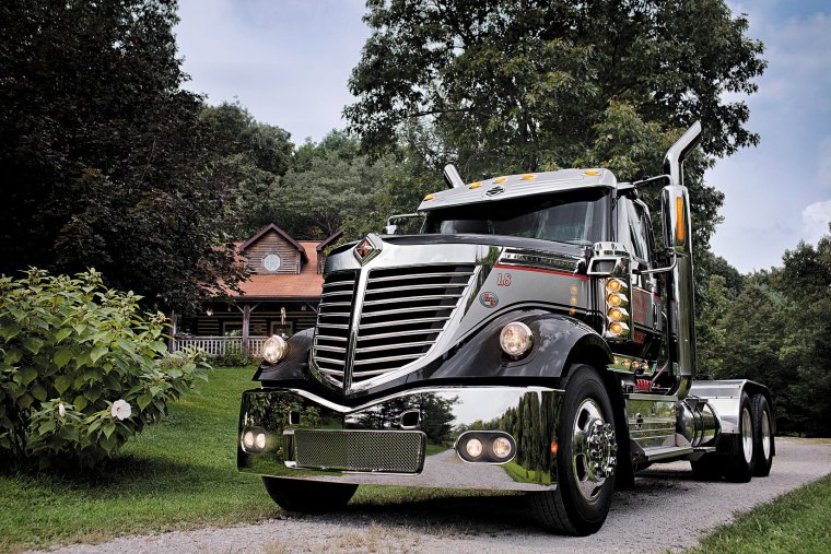 Тягач International Lonestar