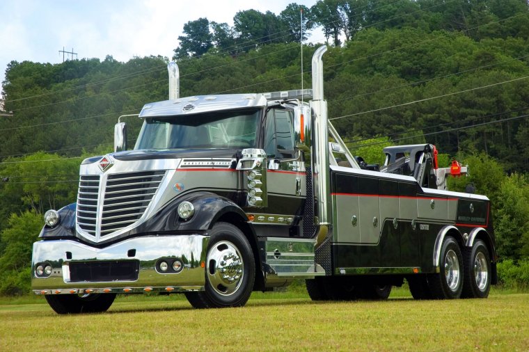 Peterbilt 387 Wrecker