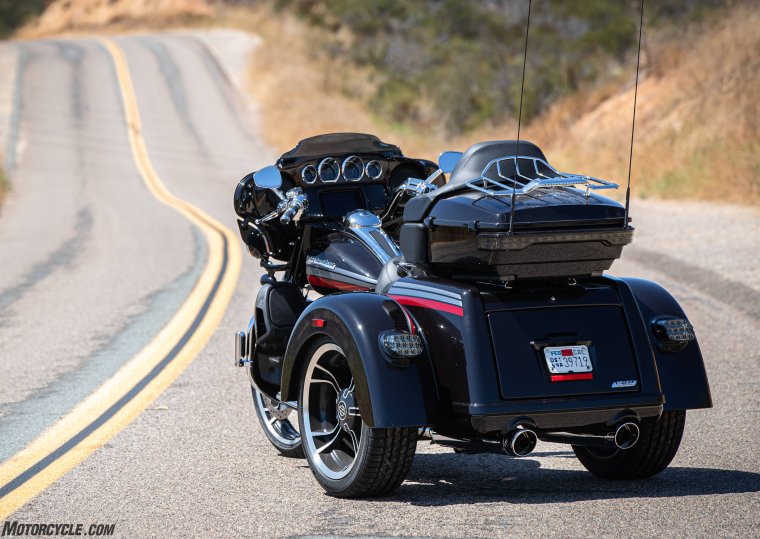 Харлей Дэвидсон и tri Glide