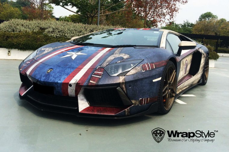 Машина в стиле супергероев