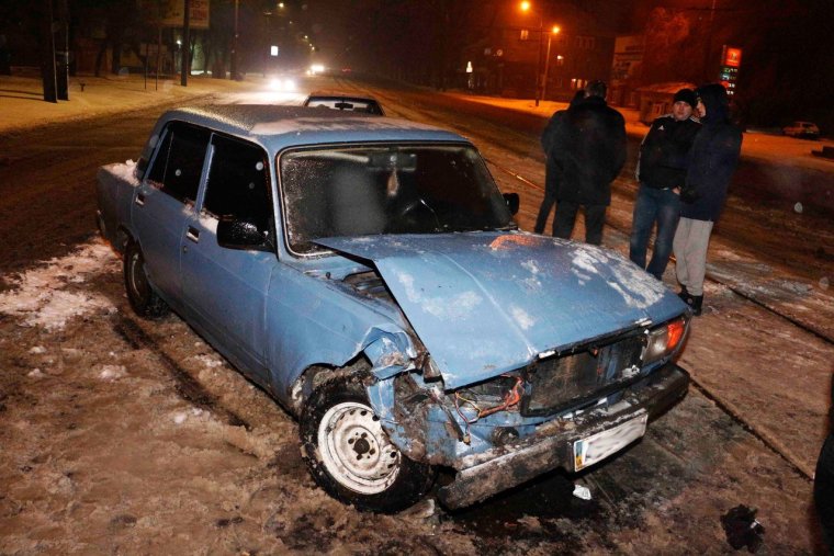 Старый Ржавый автомобиль