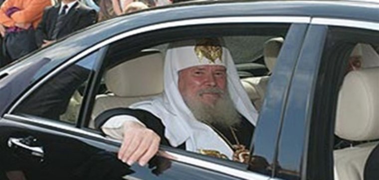 Охрана кортеж Патриарха Кирилла