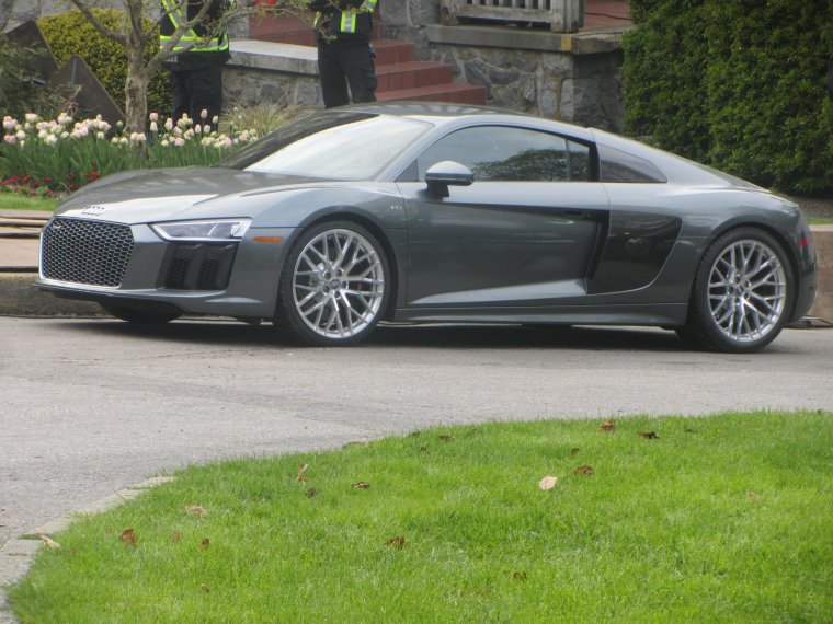 Audi r8 50 оттенков серого