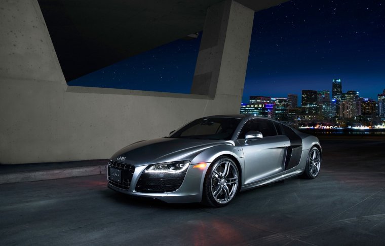 Audi r8 Grey