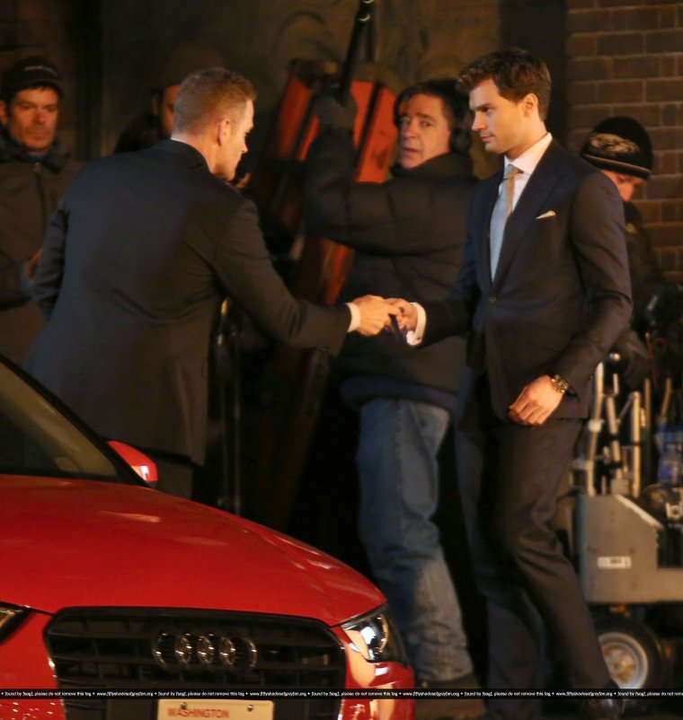 Машины в фильме 50 оттенков свободы