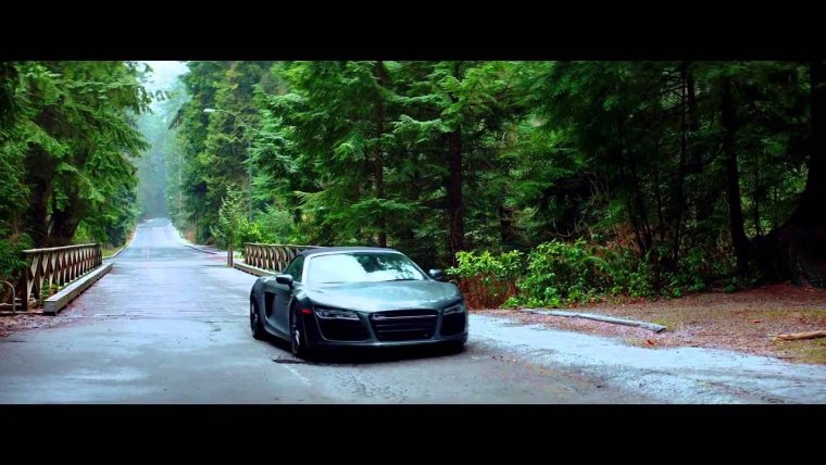 Чёрная Ауди р8 Audi r8