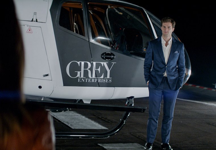 Машины в фильме 50 оттенков свободы