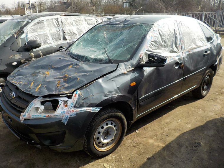 Битый Лада Гранта