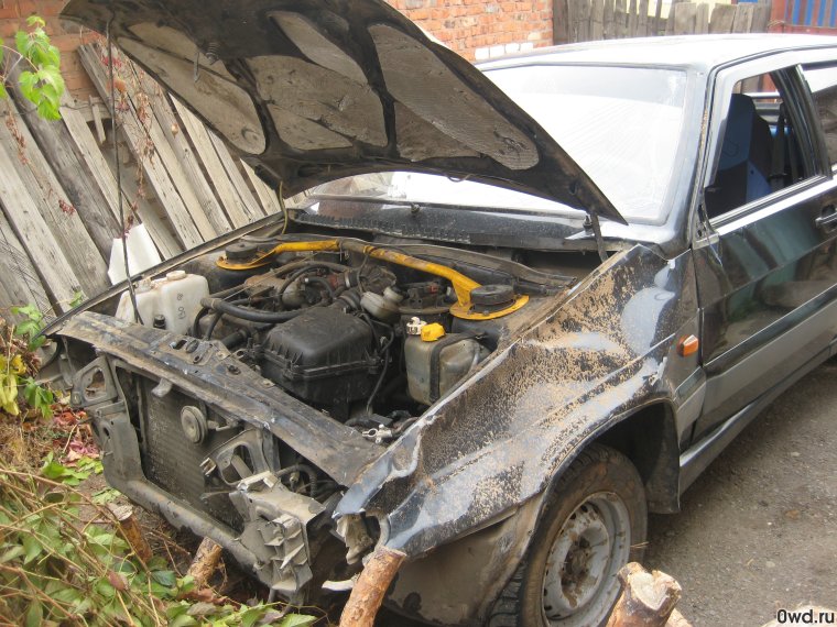 ВАЗ 2115 2006 битые