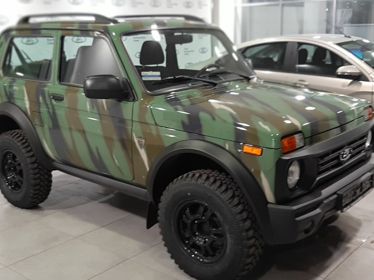Lada Niva 4x4 Bronto