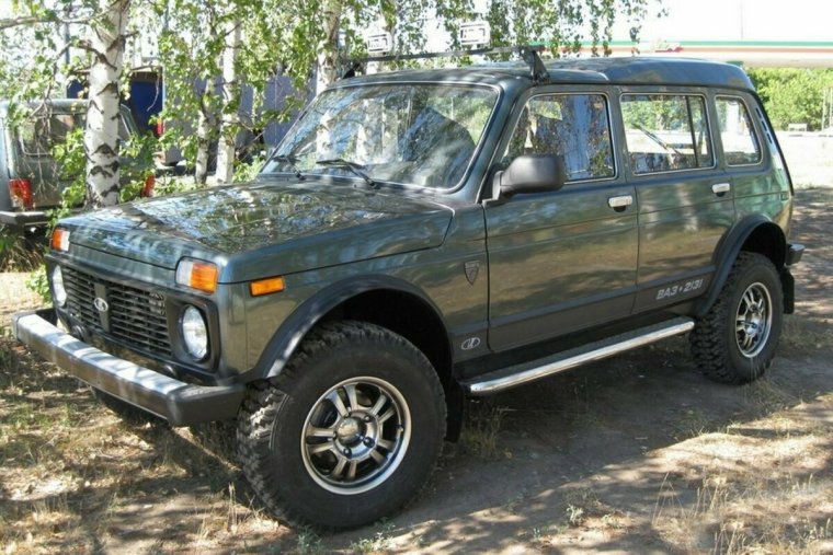 Лада 4x4 Бронто 3