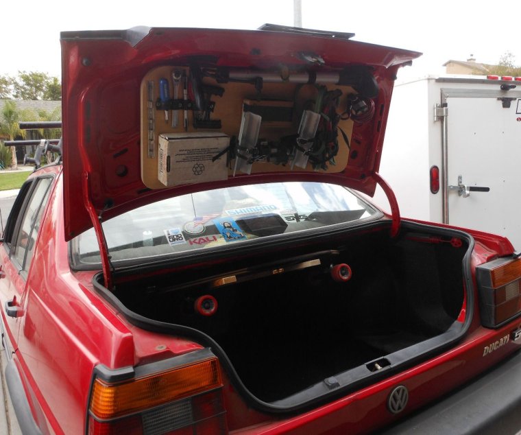 Ниссан Микра багажник