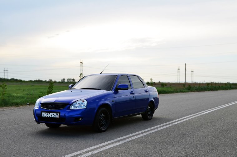 Лада седан Приора 826