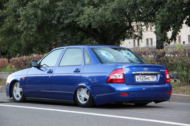 Синяя Приора седан 2015-2017