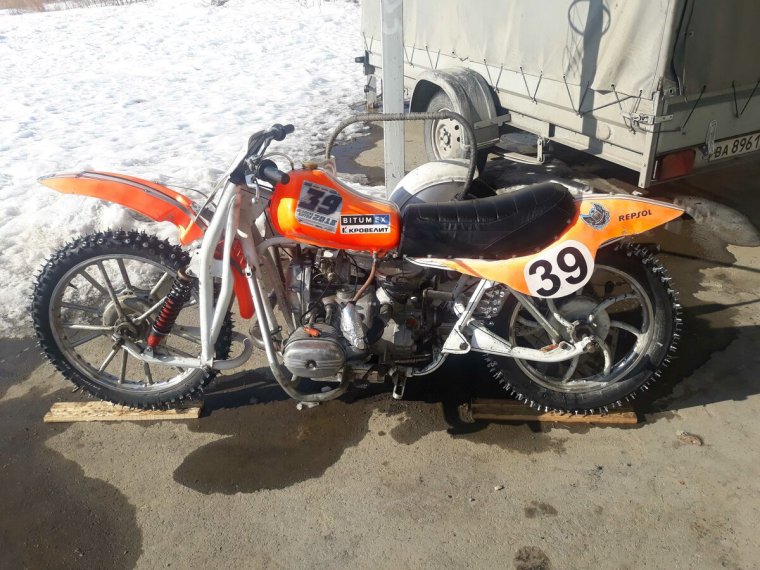 Мотоцикл Урал кросс