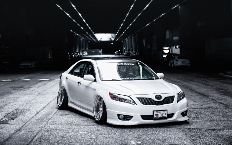 Toyota Camry 40 stance