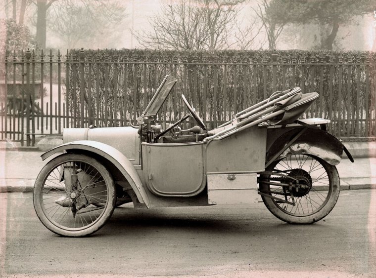 Трехколесные ретро автомобили