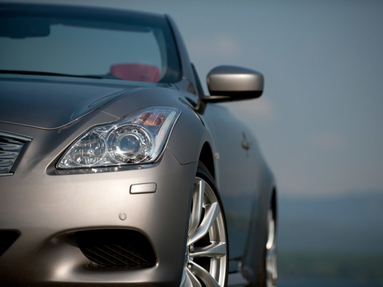 Капот машины спереди фото Инфинити