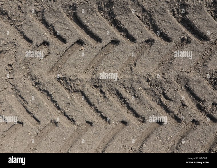 Следы трактора