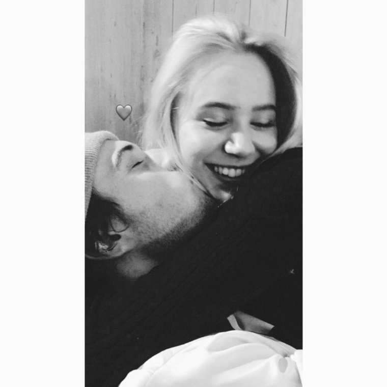 Хэйес Томас и Юсефина