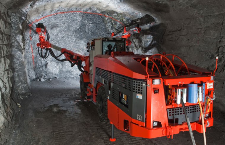 Sandvik dd320-40