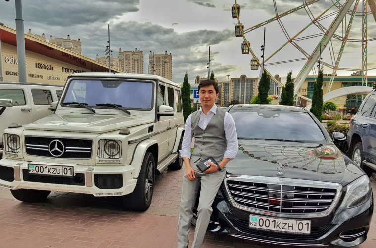 Певец Кайрат Нуртас