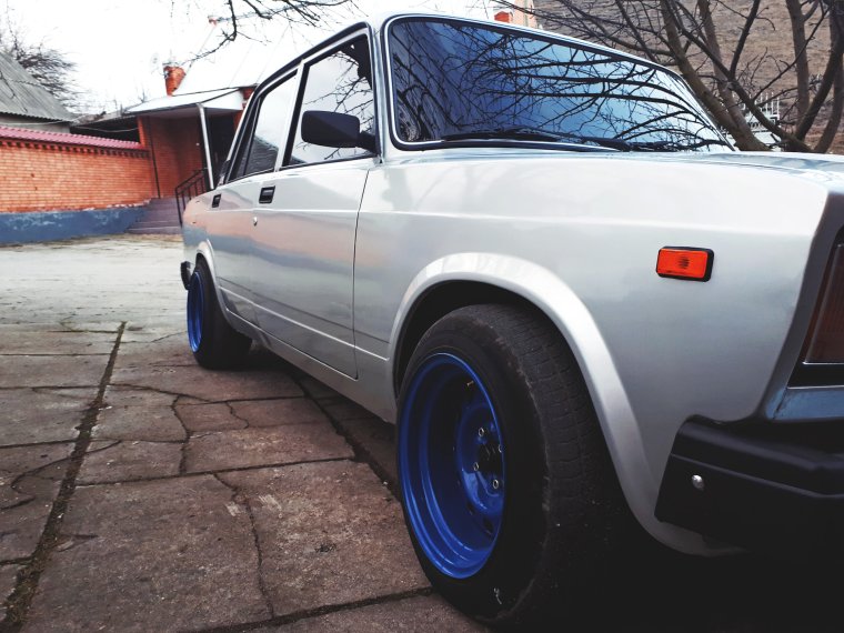 ВАЗ 2105 разварки 7j r15