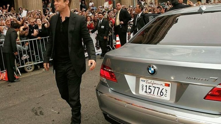 Брэд Питт BMW