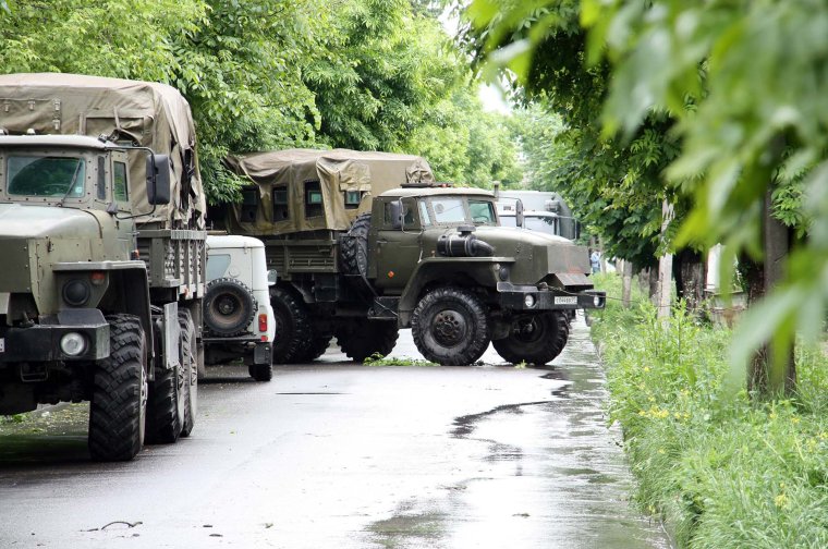 Колонна военных Уралов