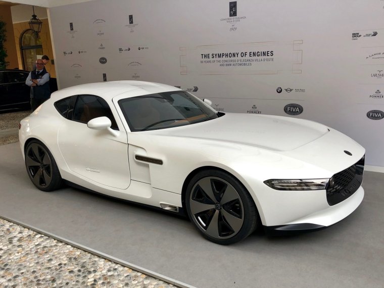 БМВ С длинным капотом