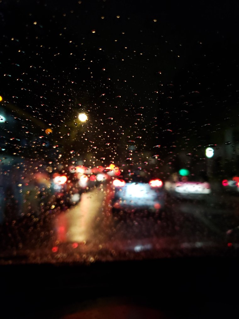 Ночь из окна машины