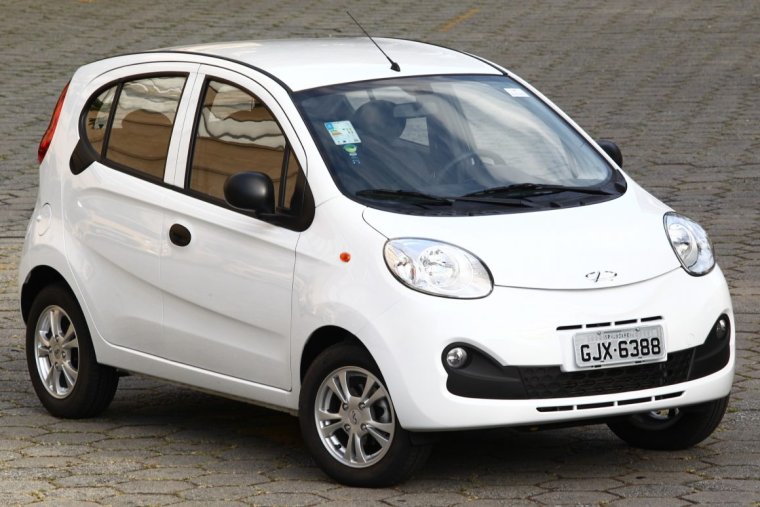 Черри маленькая машина