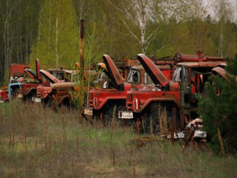 Припять кладбище техники