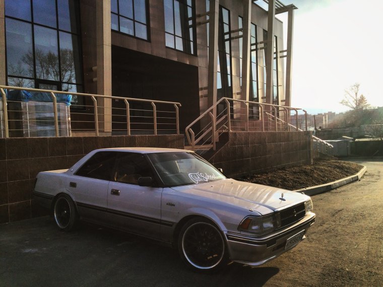 Crown 131 якудза