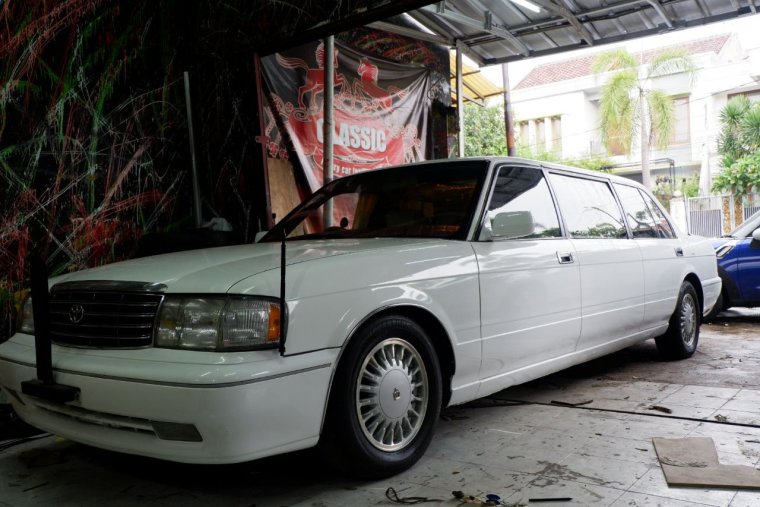 Тойота Кроун стенс 160