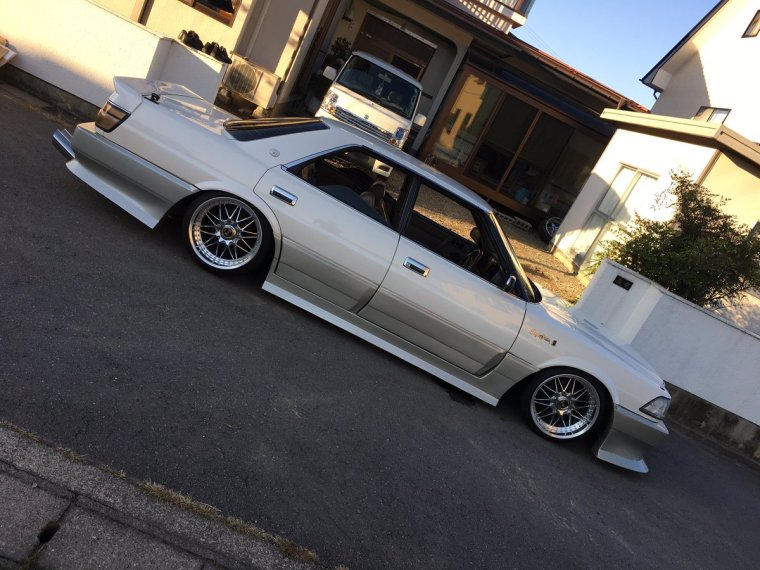 Toyota Crown 131 work Meister s1