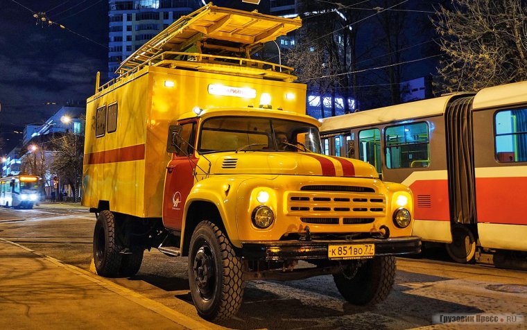 ЗИЛ 130 Горсвет