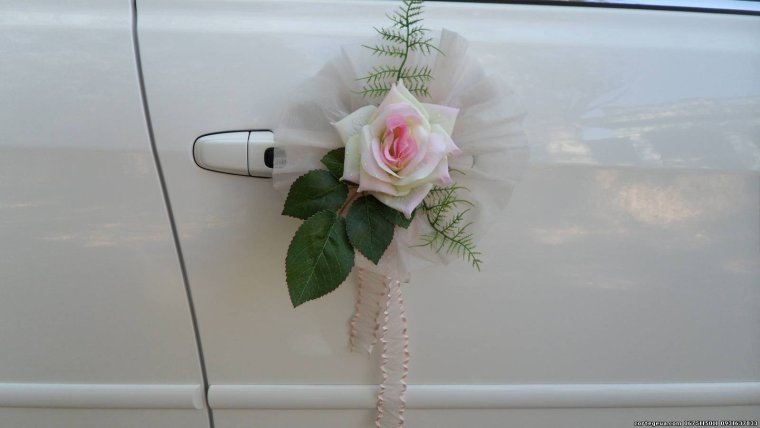 Машина дворники снег